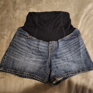 Isabel Maternity Shorts